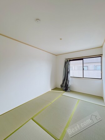 ハーブプラザ和泉鳥取Ⅰ番館の物件内観写真